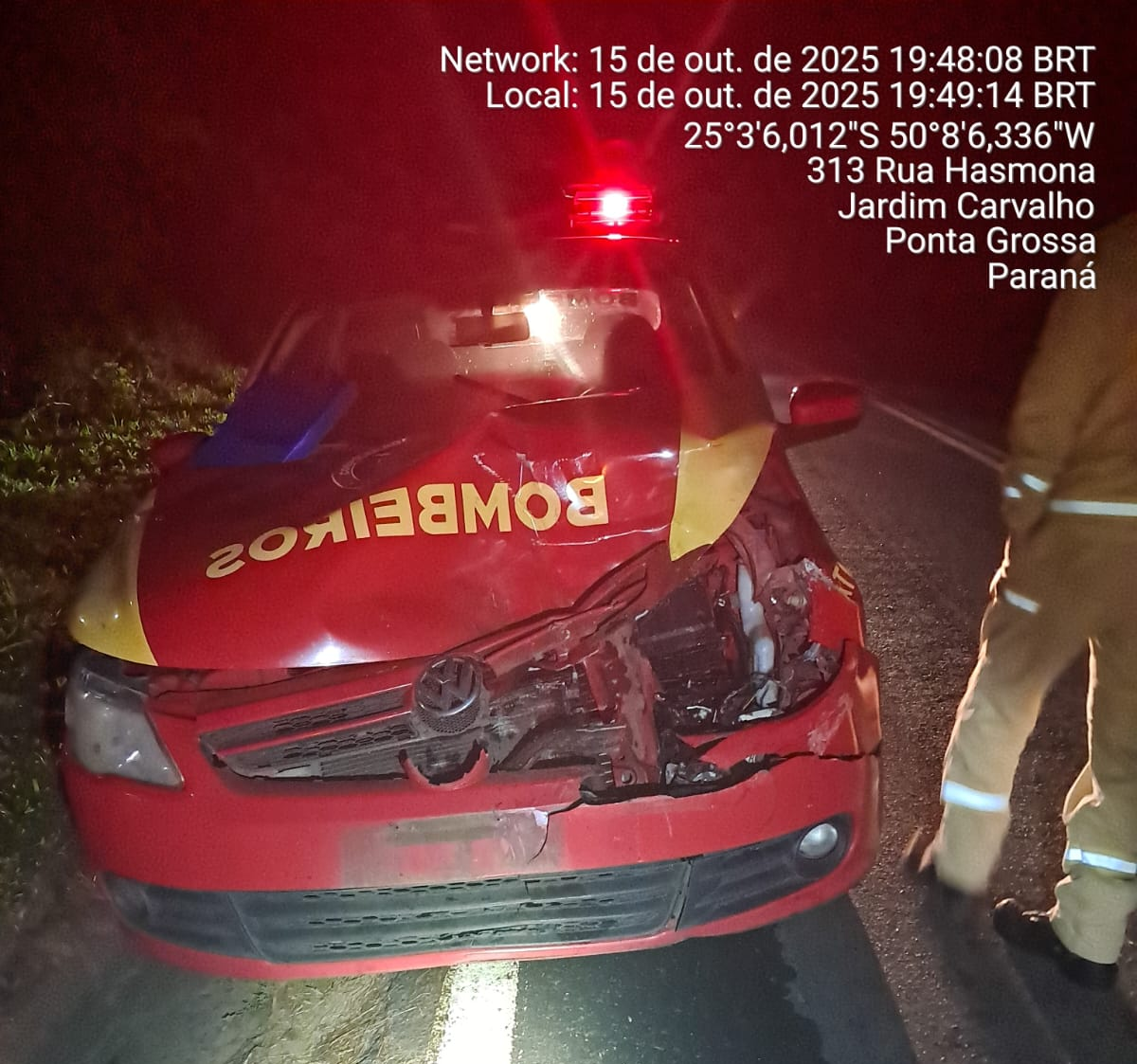 GOL DO CORPO DE BOMBEIROS SE ENVOLVE EM COLISÃO TRASEIRA NA PR-151, EM PONTA GROSSA — SEM VÍTIMAS