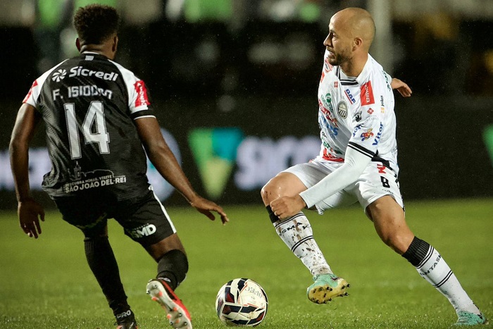 OPERÁRIO DÁ VEXAME E ‘DERRETE’ DIANTE DO ATHLETIC