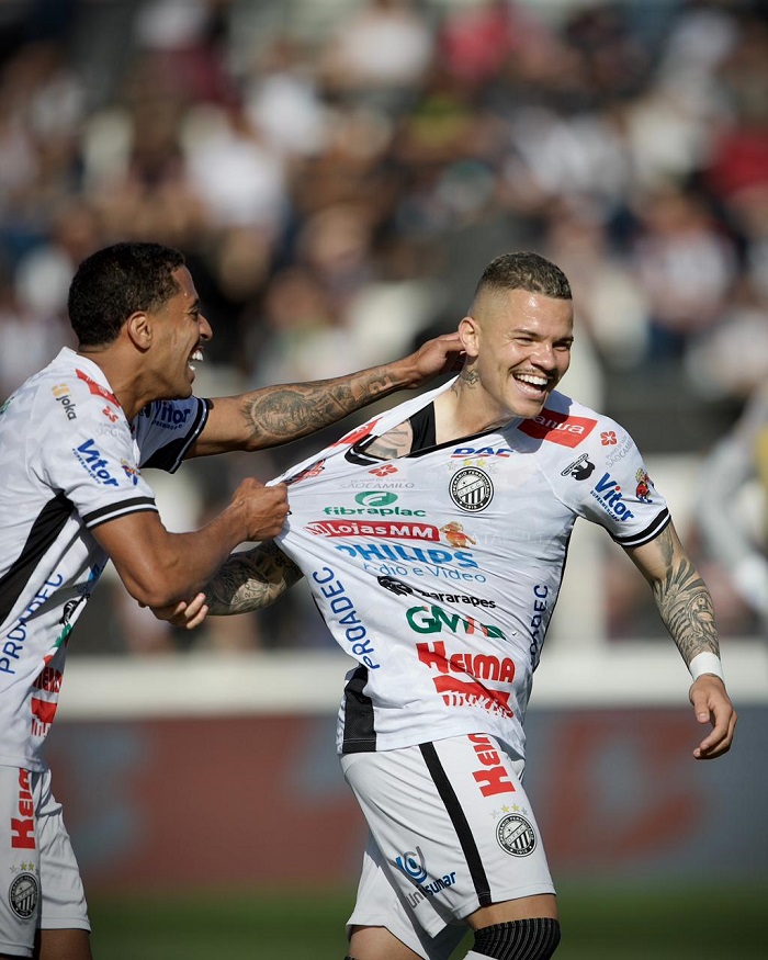 OPERÁRIO SOFRE MAS VENCE O VOLTA REDONDA POR 2X1