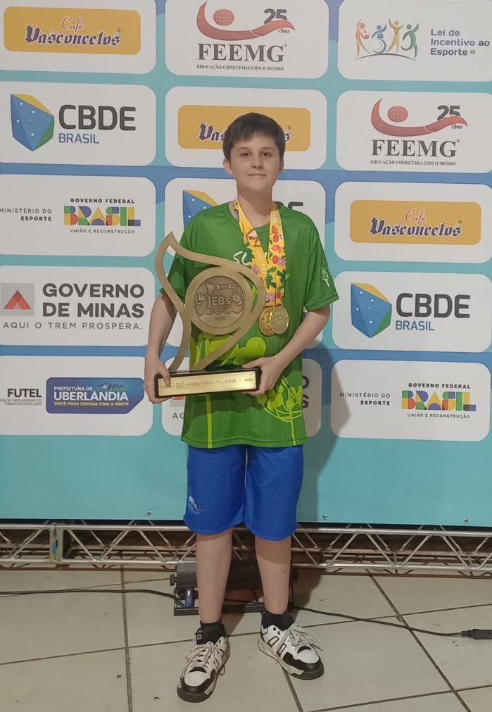 PONTA-GROSSENSE LUCAS CALÇADA TRAZ MEDALHA DE OURO DO XADREZ NOS JEBS