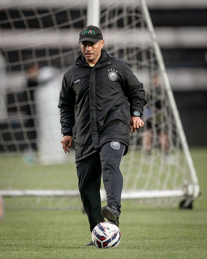 COM ALEX CONFIRMADO NO COMANDO TÉCNICO O OPERÁRIO ENFRENTA O CRB