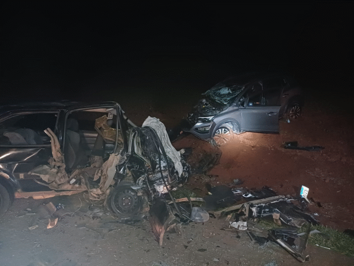COLISÃO FRONTAL NA BR-373 EM IPIRANGA DEIXA UMA MULHER MORTA E CINCO FERIDOS