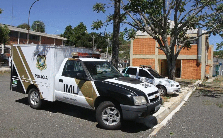 HOMEM É ENCONTRADO MORTO COM GOLPES DE ARMA BRANCA EM PONTA GROSSA
