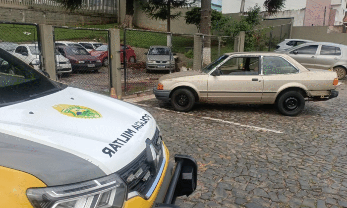 POLÍCIA MILITAR RECUPERA VEÍCULO FURTADO EM PONTA GROSSA